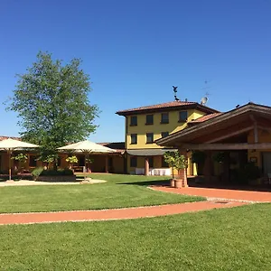  Alloggio per agriturismo Corte All'olmo